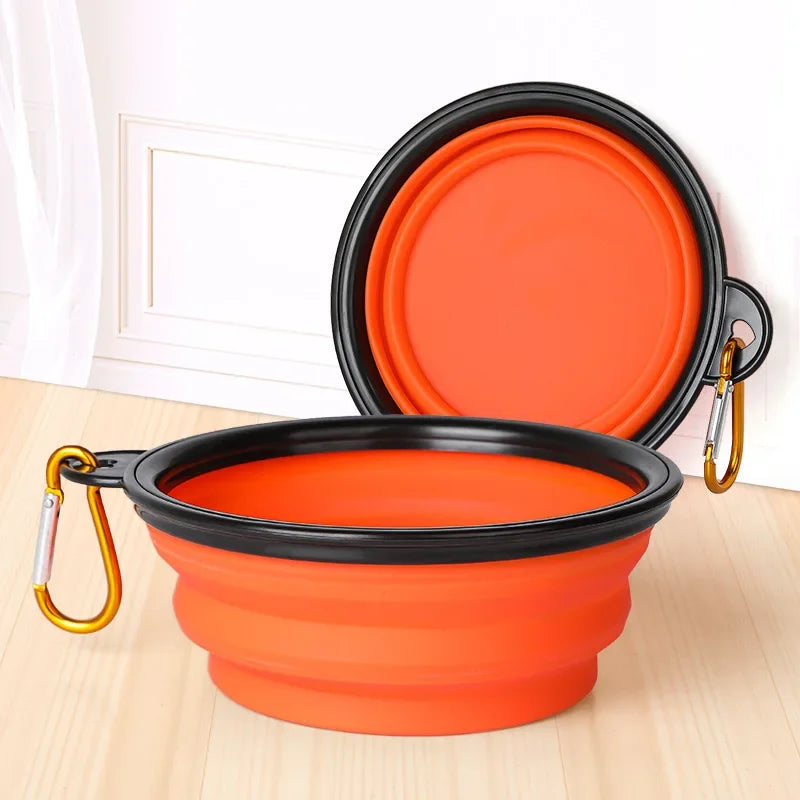 Collapsible Pet Bowl – Never Leave Home Without Water for Your Pet Again