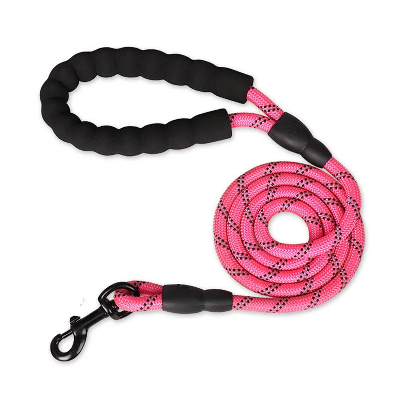 Reflective Dog Leash – Walk Safely at Night Without Worrying About Traffic