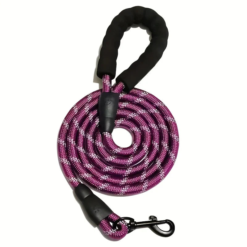 Reflective Dog Leash – Walk Safely at Night Without Worrying About Traffic