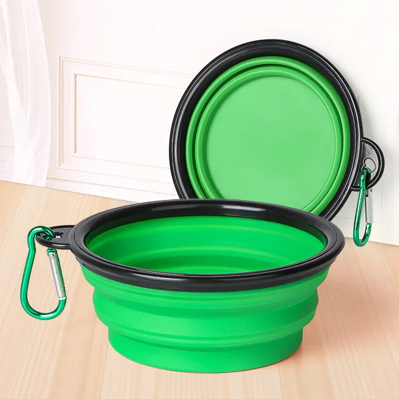 Collapsible Pet Bowl – Never Leave Home Without Water for Your Pet Again
